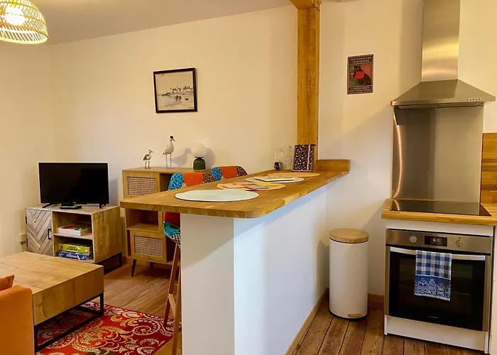 Mignon Et Cosy A Cote De La Apartment